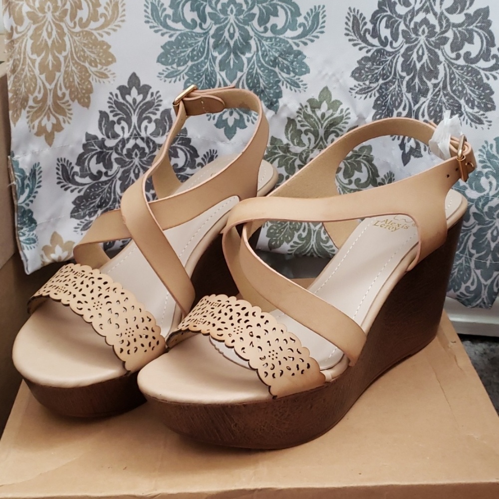 Wedge sandals